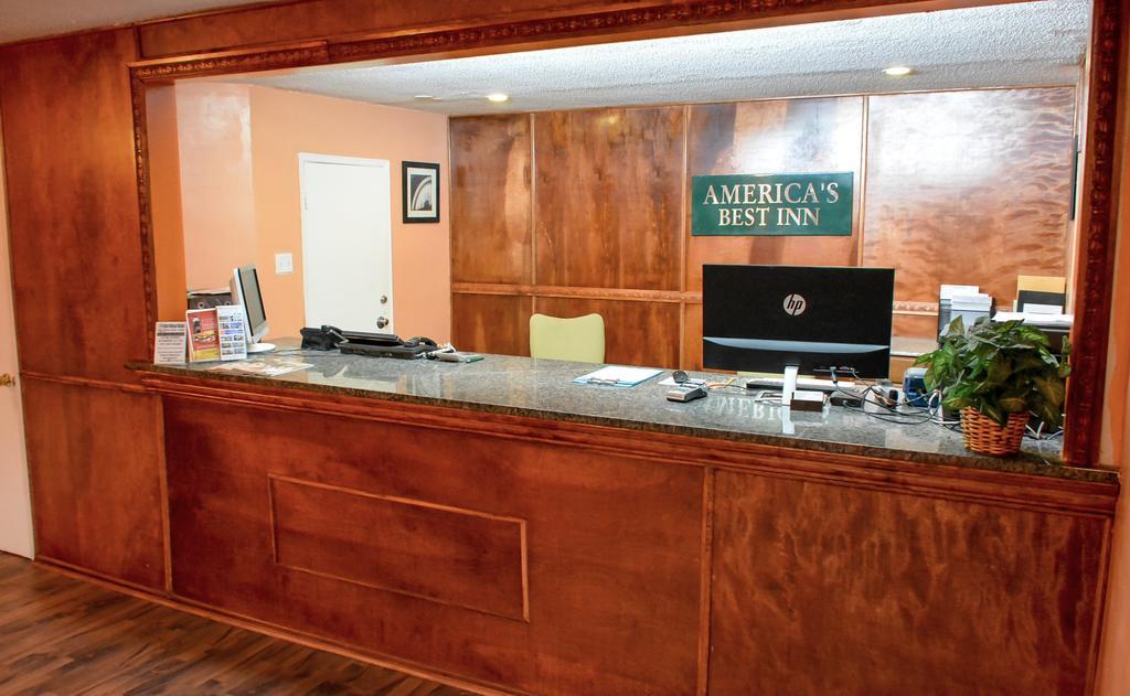 America'S Best Inn Montgomery Eksteriør bilde