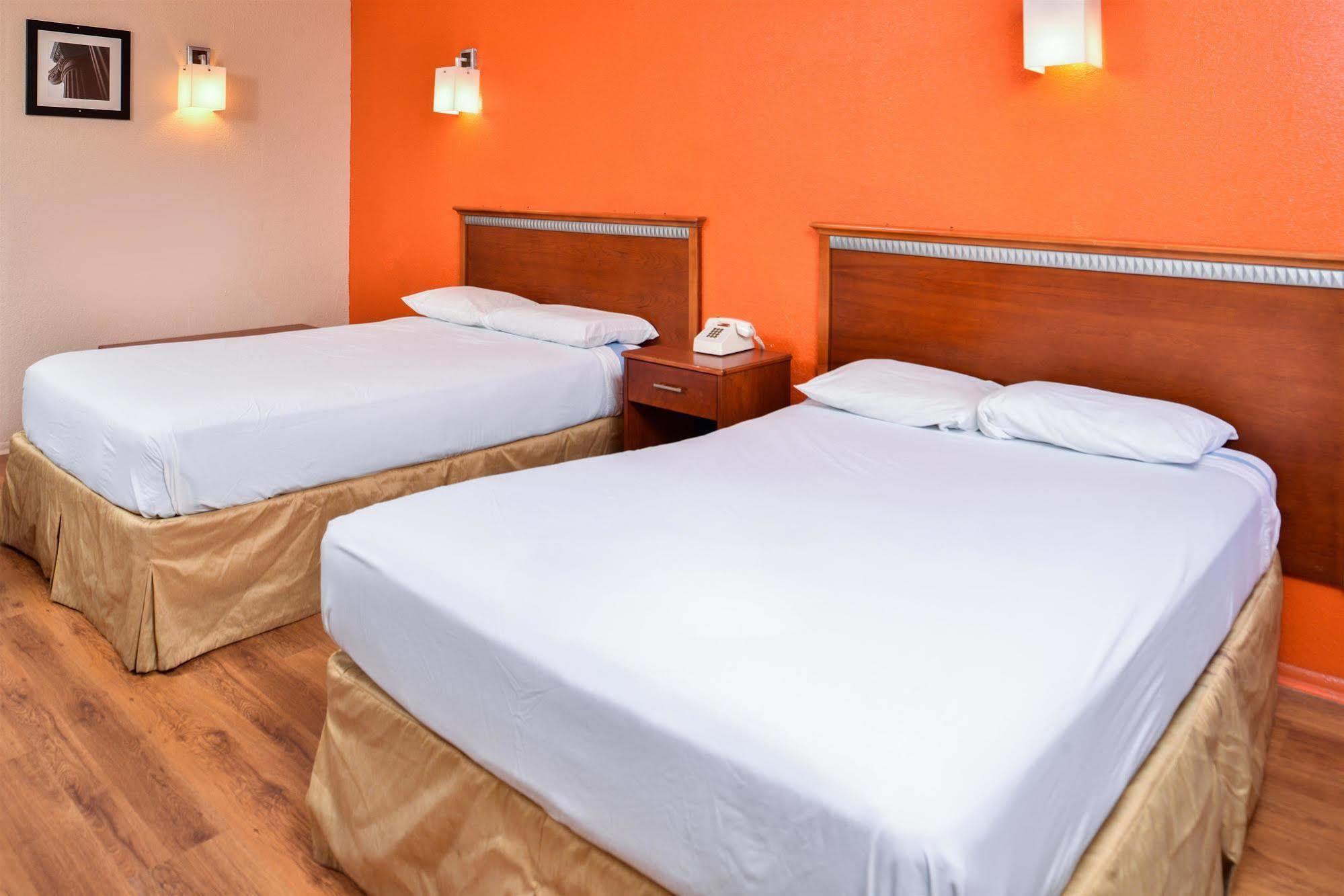 America'S Best Inn Montgomery Eksteriør bilde
