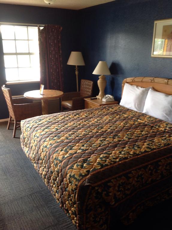 America'S Best Inn Montgomery Rom bilde